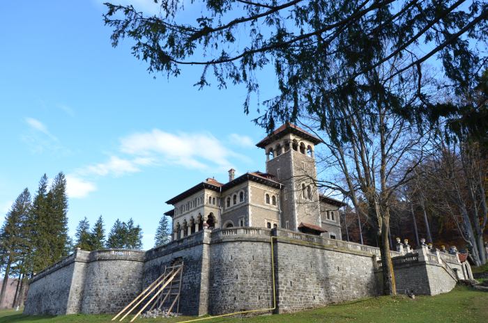 Castelul Cantacuzino Busteni (1)